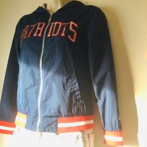 NFL -TEAM PATRIOTS WINDBREAKER JACKET-GIRLS/YOUTH/SIZE/10